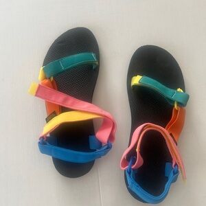 Teva’s bright and colorful sandals!